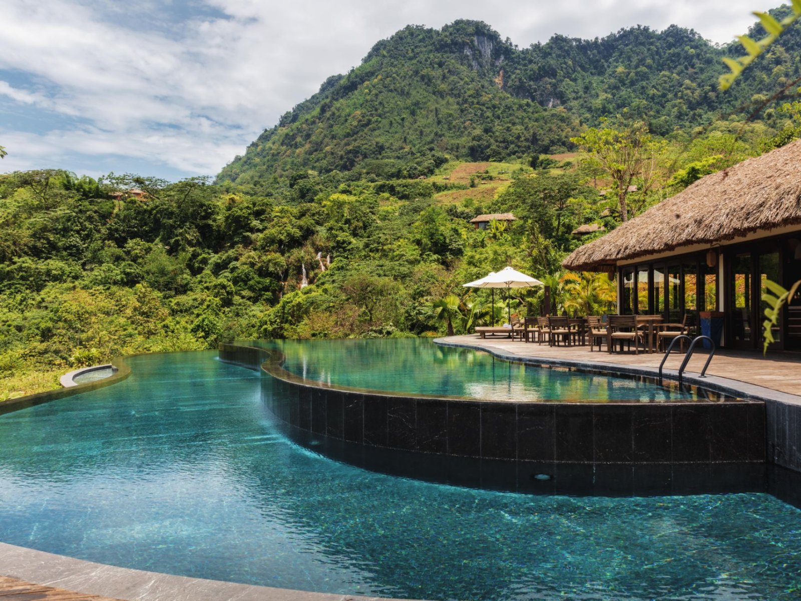 Summer In Avana Retreat Through 10 Moments